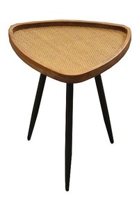 Rattan triangle side table - Homelandz