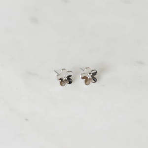 Sophie: Sophie Store - Super Daisy Day Studs