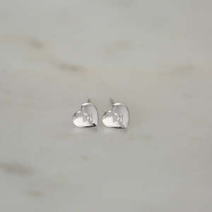 Sophie Store - Sweetheart Studs