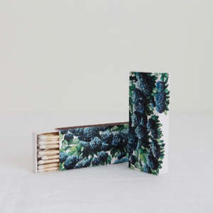 KINGDOM - LONG MATCHES HYDRANGEA DESIGN