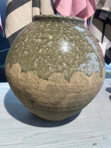 Living: Glazed Moon Vase - Green 28cm