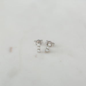 Sophie: Pearl Bar Stud Earrings