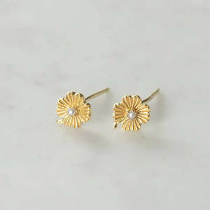 Sophie Store - Lovely Lily Studs