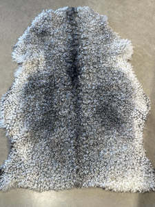 THREE STICKS GOTLAND SHEEPSKIN - shorthaired