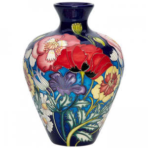 Moorcroft: Superbloom Vase 03/7 Limited Edition
