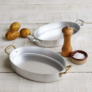 Ottinetti Oval Baker 26cm Brass Handles