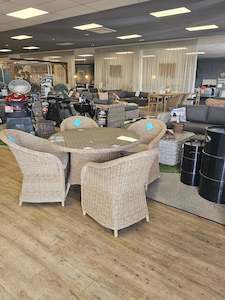 Outdoor furniture: Riccione Round wicker Table