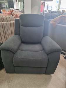 Northsouth: Harvey Lift Chair