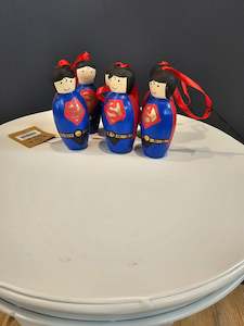 Parnell: Superman Gepetto Hanging Superman