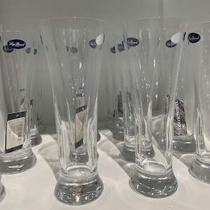 Glassware: Beer Glass 450ml capacity