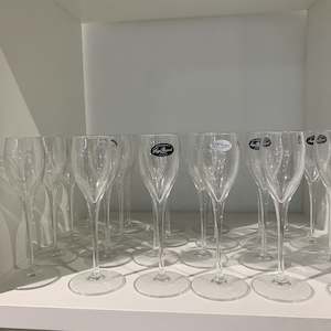 Glassware: Atelier Flute