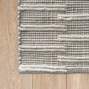 Signature Rugs: Ridge Rug 60 x 90 Ivory / Beige
