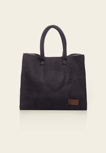 The Casual Shopper - Classic Navy