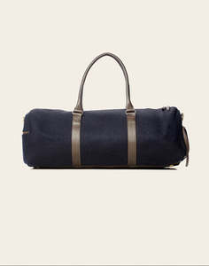 Frontpage: The Weekender - Navy