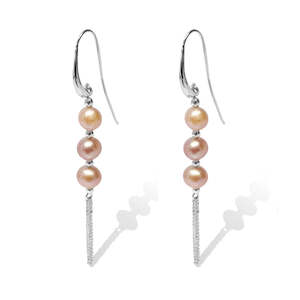 Jewellery Pearls: Sterling Silver & 3 Pink Pearl with Chain Earrings