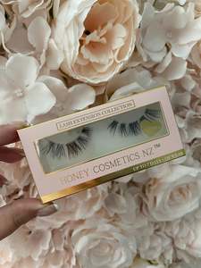 The Lash Extension Collection: Capricorn ♑️