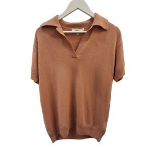 Tops: JULIETTE HOGAN JUMPER SIZE XS