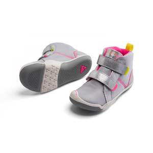 Plae: max Metallic Silver