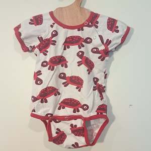 Re Loved: RE-Loved - JNY Turtles Body Top (18 Months)