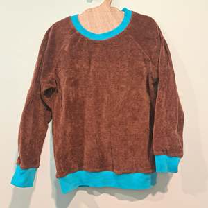 Re Loved: RE-Loved - Coddi & Womple Brown Velour Sweatshirt (6 Years)