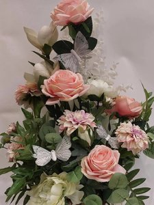 Products: Artifical Large Front Facing Arrangement - Hornby Florist