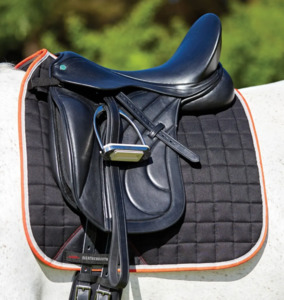 Weatherbeeta: Weatherbeeta Therapy Tec Dressage Saddle Pad