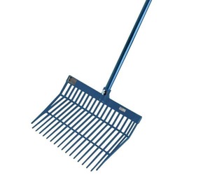 Stable: Roma Revolutionary Rake With Handle