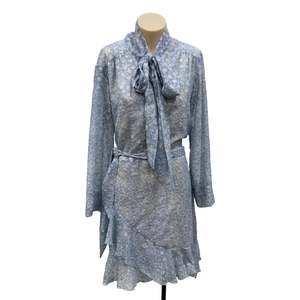 Womens Clothing: Tie Dress - Size 8