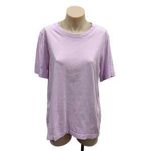 Womens Clothing: Cotton Tee - Size M