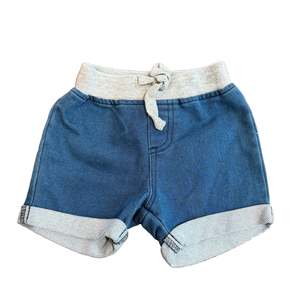 Childrens Clothing: Cute Shorts - Size 000