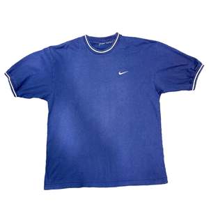 Rewind Collection: Nike Tee - Size XL
