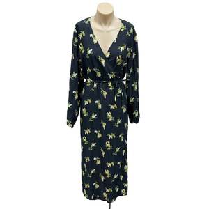 Womens Clothing: Wrap Dress - Size 10