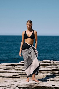 Sarong: Spring Geo Long Sarong