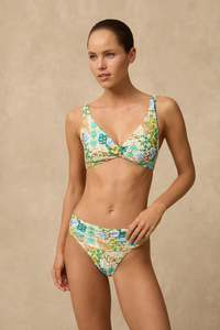 Ayla Mid-Rise Ruched Pant