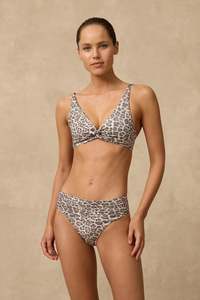 Belle Mid Rise Ruched Pant