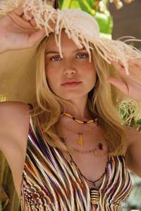 A Cup: Earthy Plunge 1Pce