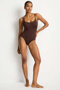 A Cup: Mythos Scoop Neck 1Pce