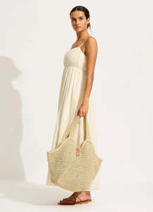 Accessories: Mirage Woven Tote