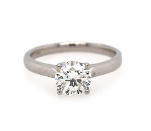 Diamond Rings: 4 Claw Solitare Ring