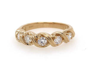 5 Stone Ribbon Eternity Ring