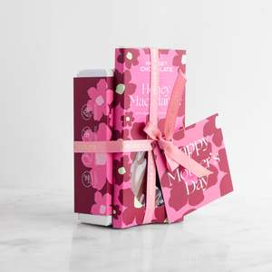 Honey Macadamia Bar + 6pc 'Lots of Love' Bonbon Box Duo