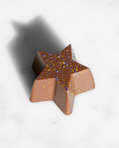 Award Winning Bonbon Boxes: Matariki Star Bonbon - Passionfruit and Hazelnut