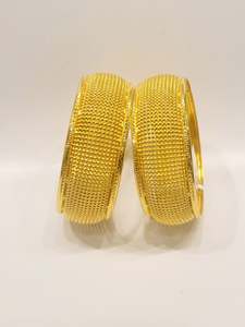 Bangles: BGL0016