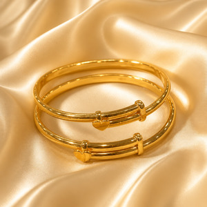Frontpage: BABY BANGLES