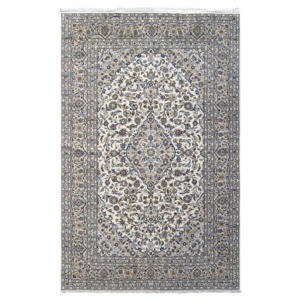 Fine Hand-knotted Wool Kashan Persian Rug 243cm x 360cm