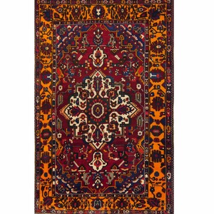 Stunning Hand-knotted Wool Persian Bakhtiari Rug 200cm x 318cm