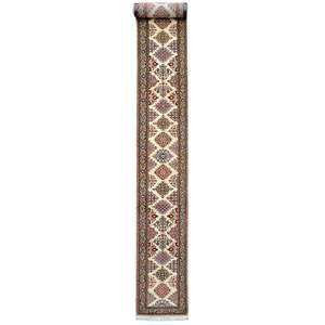 Sarouk: Fine Hand-knotted Wool Saruk Persian Runner 57cm x 516cm