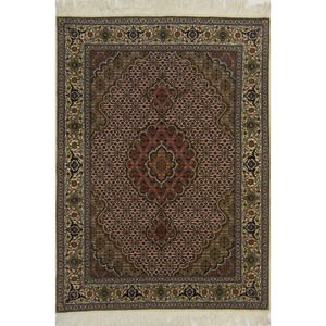 Fine Hand-knotted Wool and Silk Mahi Persian Rug 109cm x 148cm