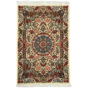 Fine Hand-knotted Wool Shahreza Persian Rug 102cm x 152cm