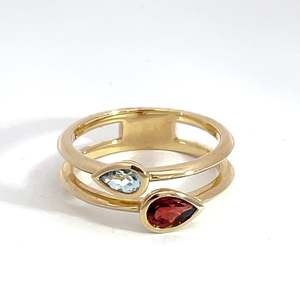 9ct Yellow Gold Garnet and Aquamarine Duo Ring